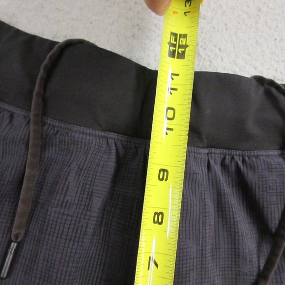 Lululemon Mens T.H.E. Short Linerless 11" Inseam size S Gym Workout Athletic - Picture 7 of 10